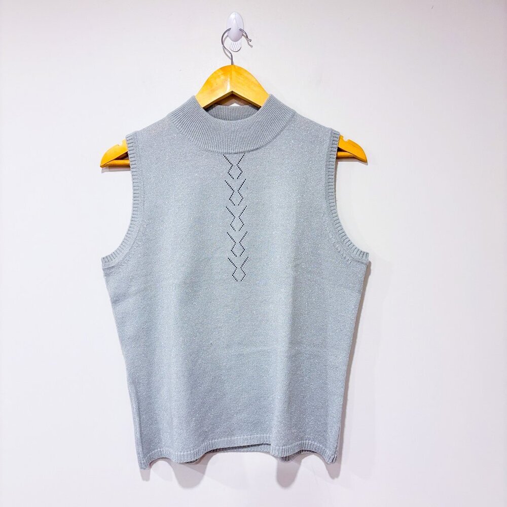 PREMIÈRE COLLECTION Silver shimmer sleeveless top | Mock neck metallic knit | La